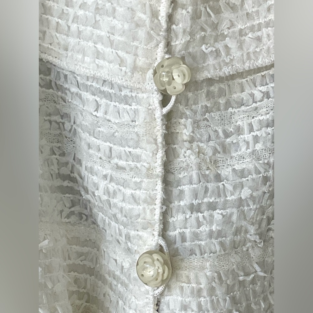 >SOLD< CHANEL Lightweight blousy blazer, gathered waist, camellia buttons, CC, - Picture 7 of 16